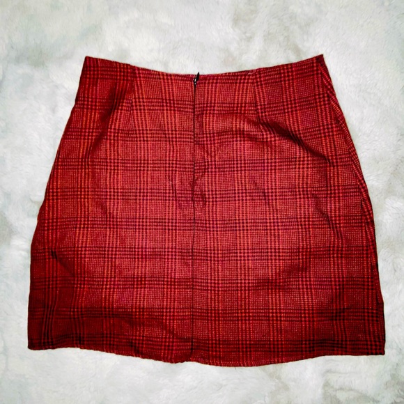 Plaid skirt - Picture 2 of 3